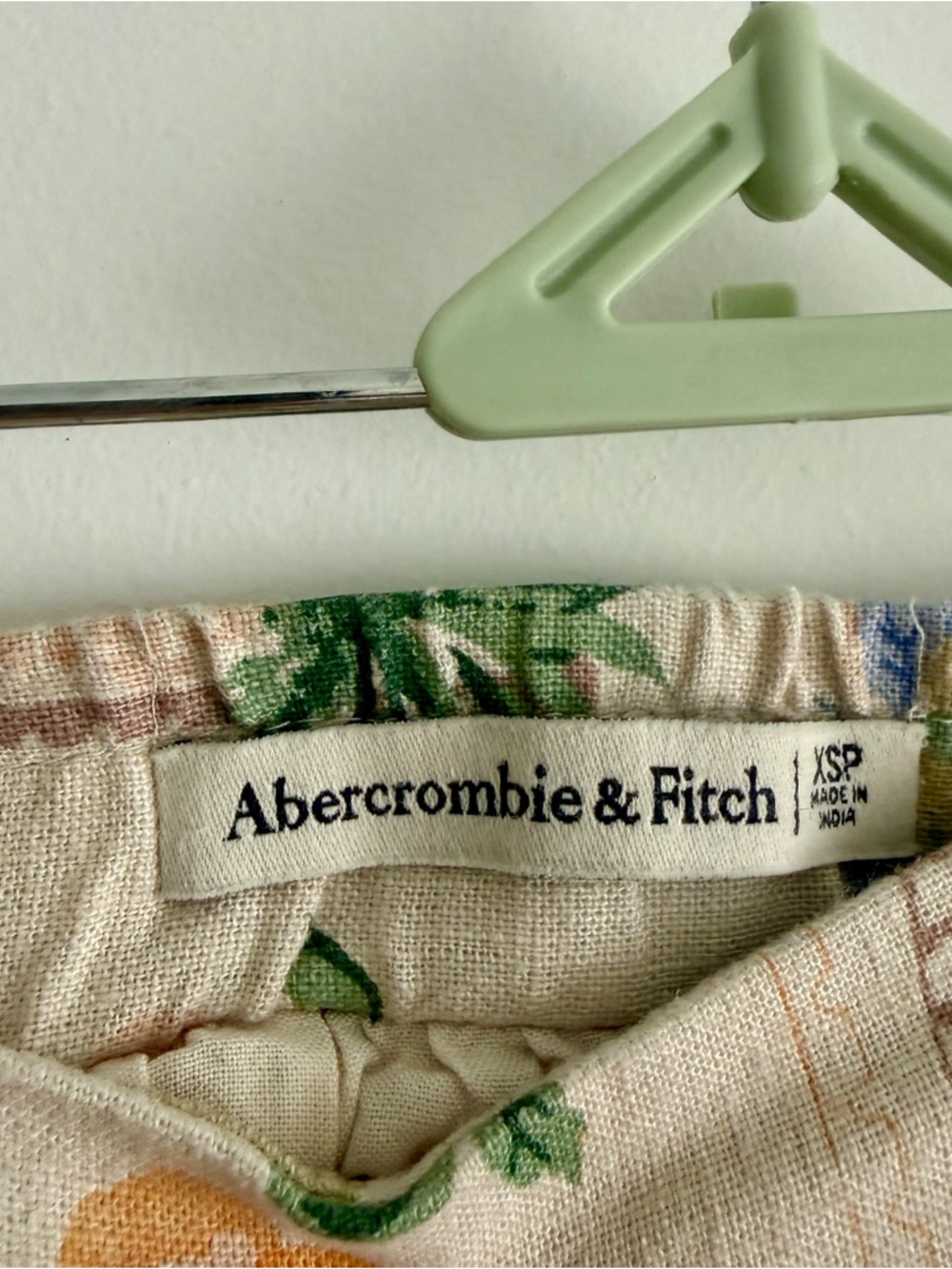 Abercrombie & Fitch Beige Floral & Fruit Italian Summer Tiered Maxi Skirt - Picture 4 of 4